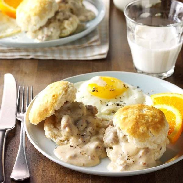 Biscuits and Sausage Gravy #breakfast #recipe