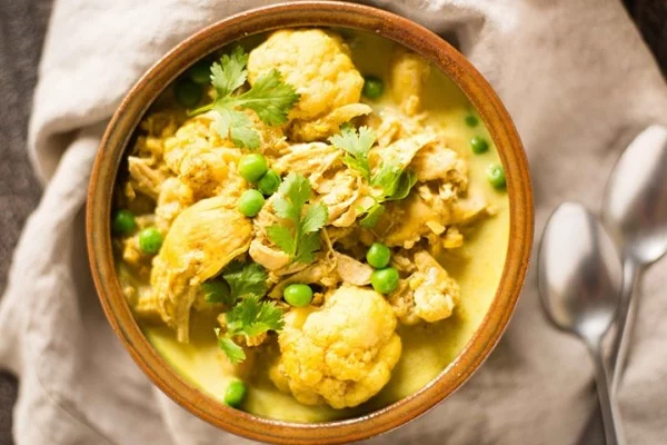 Slow Cooker Chicken Cauliflower Stew #recipe #dinner