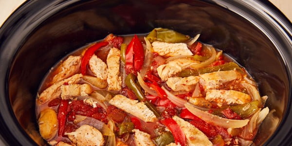 Crock Pot Chicken Fajitas #recipe #dinner