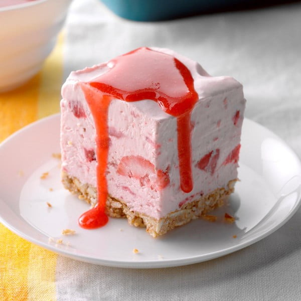 Freezer Strawberry Shortbread Dessert #recipe