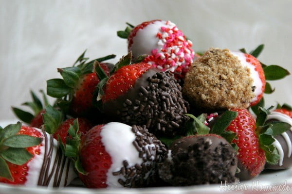 Gourmet Chocolate Dipped Strawberries #recipe #dessert