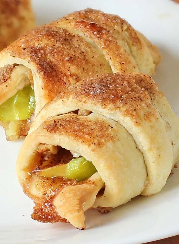 Easy Apple Pie Bites #dessert #appleplie #recipe