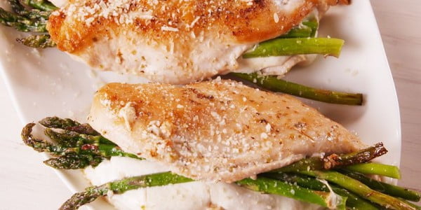 Asparagus Stuffed Chicken #chicken #recipe #dinner