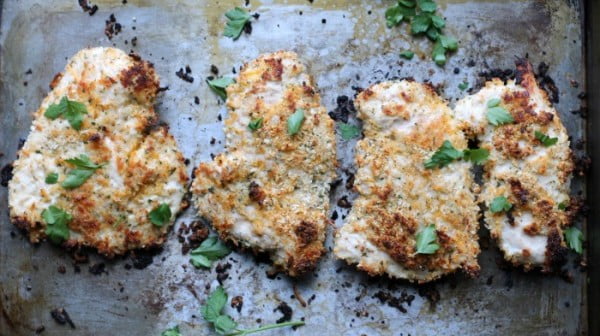 Healthy Baked Cheddar Ranch Chicken #chicken #recipe #dinner