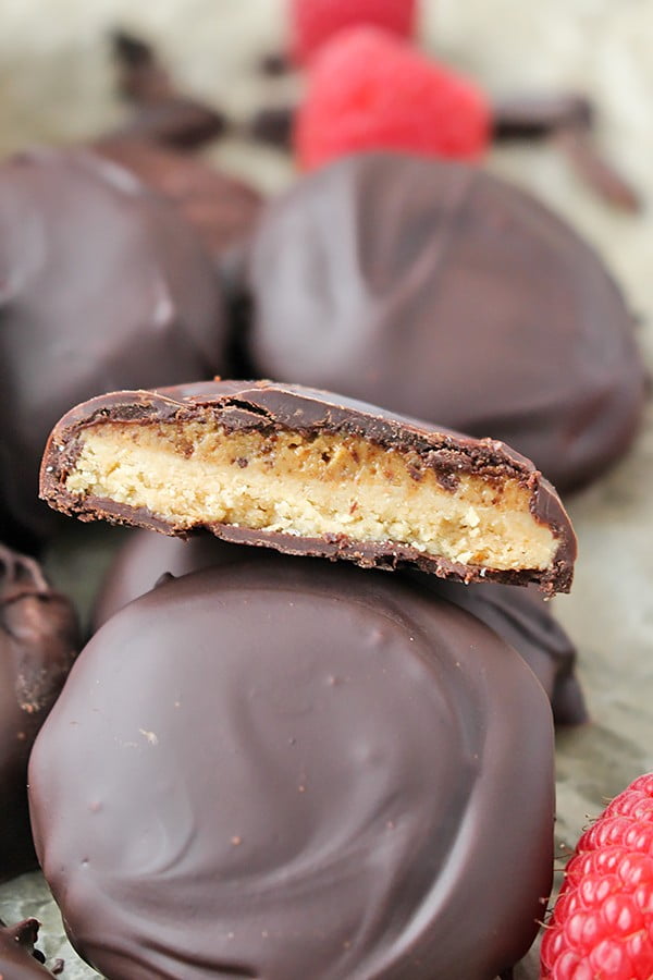 Paleo Homemade Tagalong Cookies #dessert #chocolate #cookies