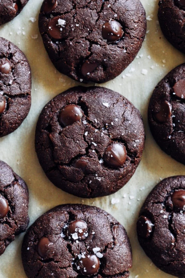 Vegan Gluten-free Double Chocolate Cookies #dessert #chocolate #cookies