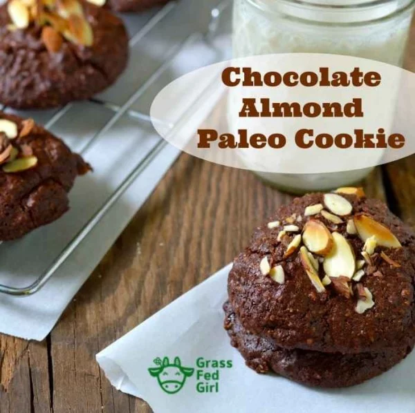 Homemade chocolate cookie recipe (paleo, dairy free, gluten free, low carb) #dessert #chocolate #cookies
