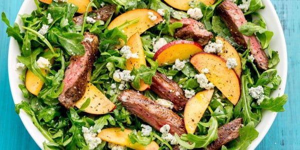 Balsamic Grilled Steak Salad with Peaches #grill #dinner #recipe