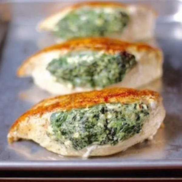 Spinach Stuffed Chicken Breasts #lowcalorie #recipe #dinner