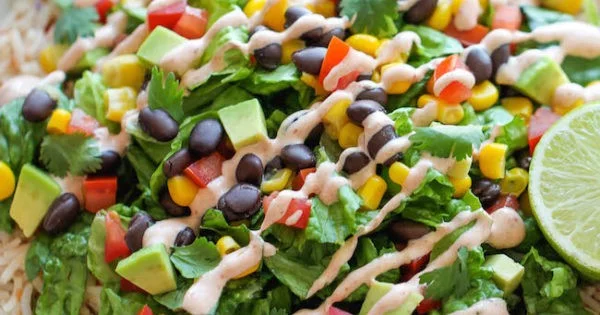 Easy Burrito Bowls #lowcalorie #recipe #dinner