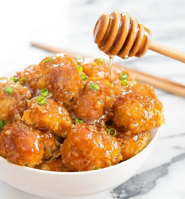 Honey Garlic Baked Cauliflower #meatless #dinner #recipe