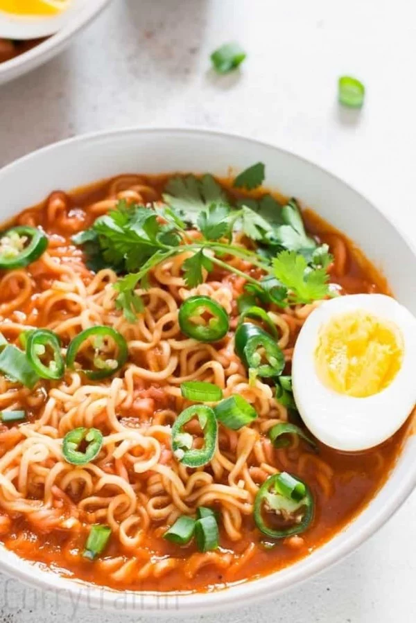 Sriracha Spicy Ramen Noodles Soup #noodles #soup #dinner #recipe