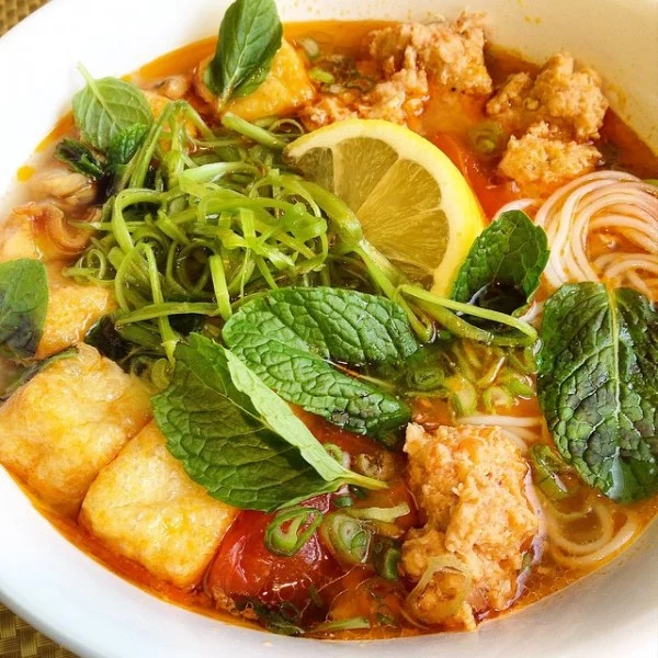 Vietnamese Crab Noodle Soup recipe #noodles #soup #dinner #recipe