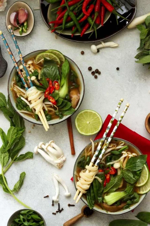 Easy Vegan Pho (Vietnamese Noodle Soup) • Happy Kitchen.Rocks #noodles #soup #dinner #recipe