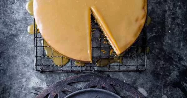 Brown butter hazelnut cake #cake #recipe #dessert