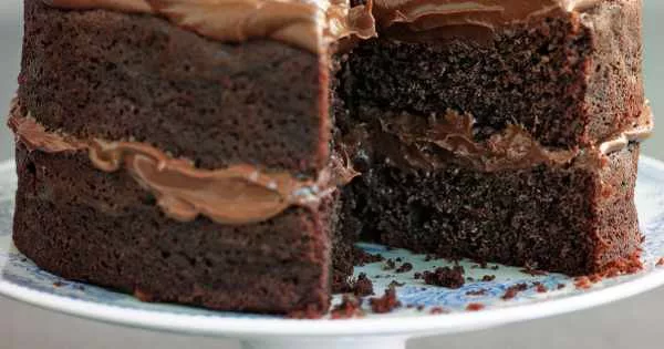 Easiest ever chocolate fudge cake #cake #recipe #dessert