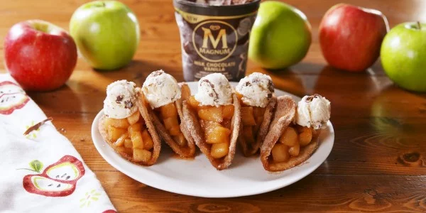 Cure Fall Fever With These Apple Pie Tacos #tacotuesday #taco #recipe #dinner