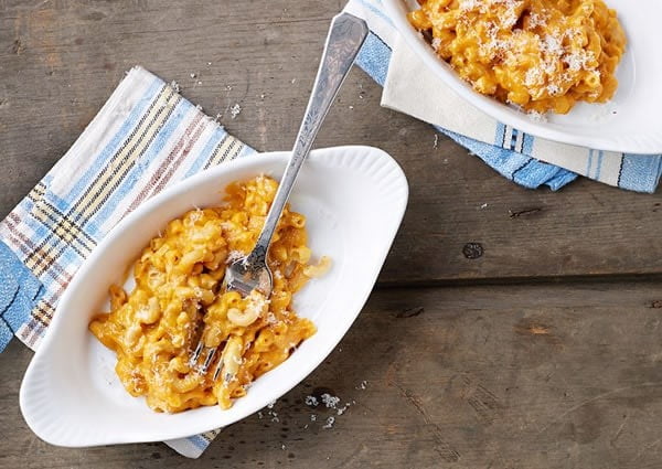 Slow Cooker Butternut Squash Macaroni #vegetarian #crockpot #dinner #recipe