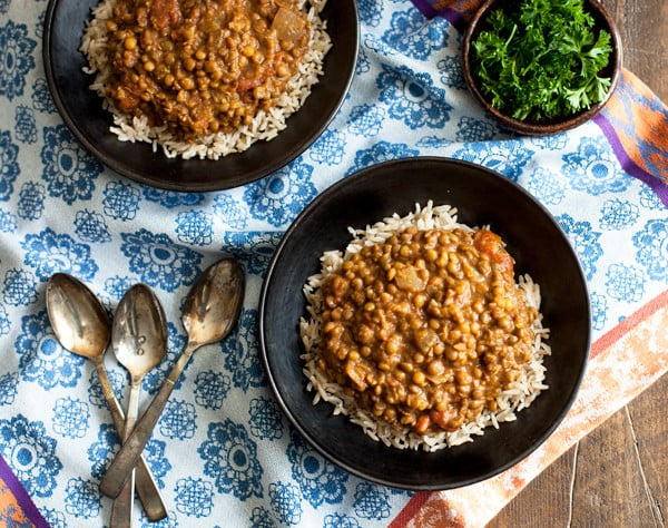 Slow Cooker Masala Lentils + Hamilton Beach Slow Cooker Giveaway! #vegetarian #crockpot #dinner #recipe