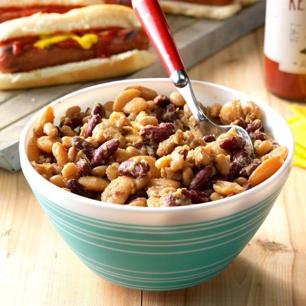 Slow Cooker Potluck Beans Recipe #vegetarian #crockpot #dinner #recipe