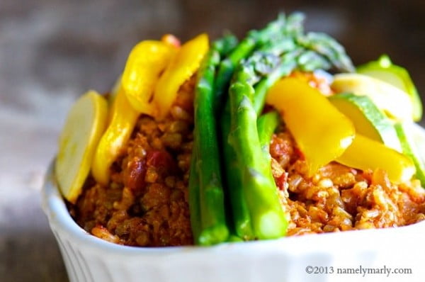 Vegan Jambalaya with Brown Rice and Steamed Vegetables #vegetarian #dinner #healthyfood