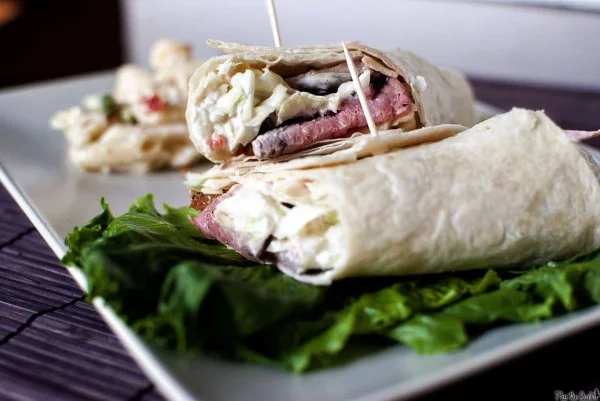 Roast Beef Wrap with Dill Slaw - Pass The Sushi #recipe #wrap #dinner #snack