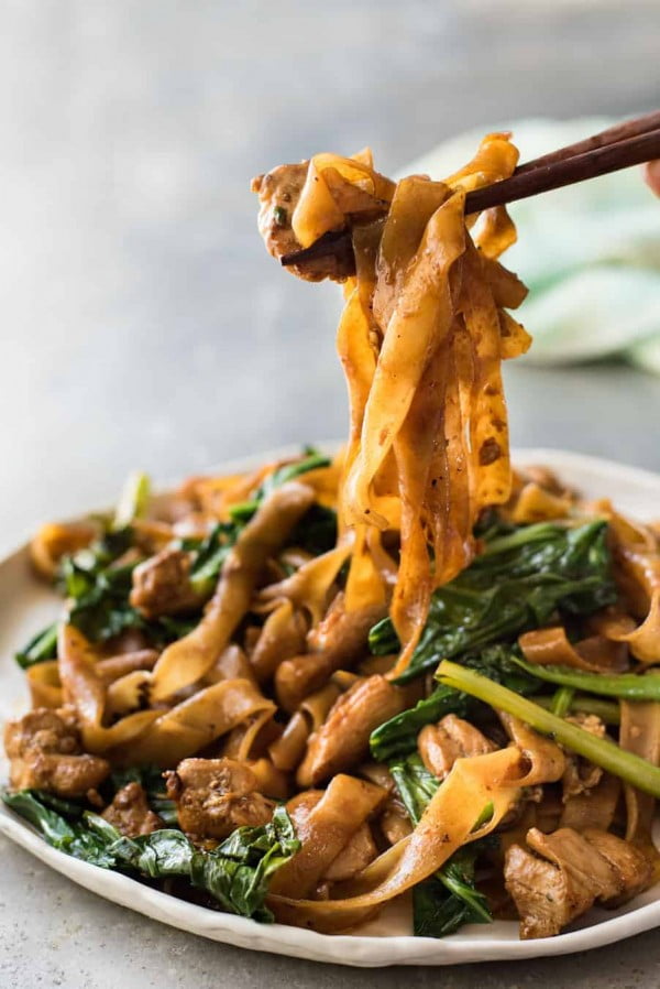 Pad See Ew (Thai Stir Fried Noodles) #asianfood #dinner #recipe