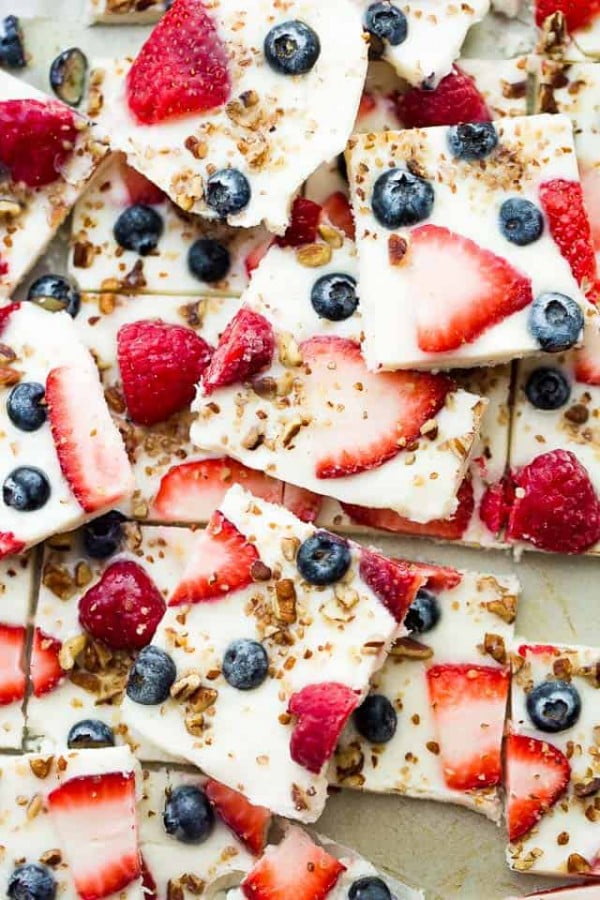 Frozen Yogurt Bark with Berries Recipe #berries #dessert #recipe