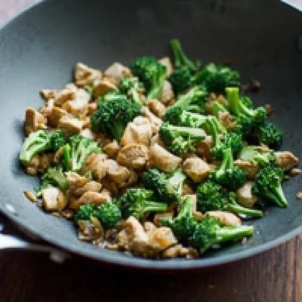 Chicken Broccoli Stir Fry Recipe that's Healthy, Easy and Low Carb #recipe #broccoli #dinner #food