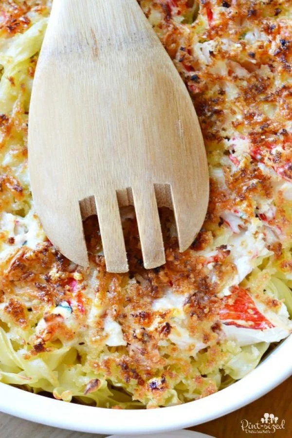 Cheesy Crab Rangoon Casserole · Pint-sized Treasures #recipe #casserole #dinner