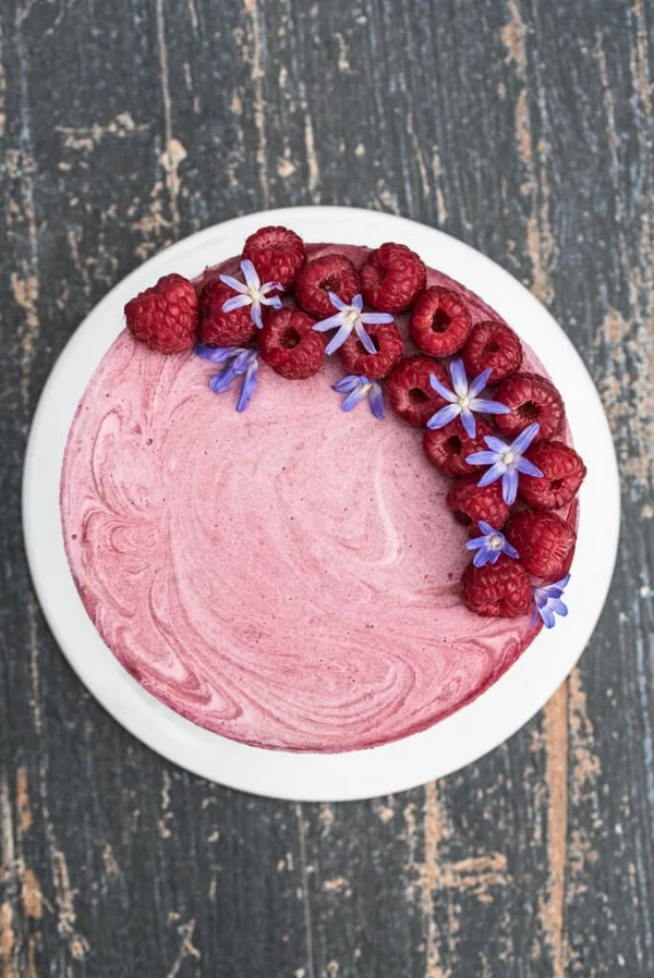 Vegan Raspberry Cheesecake #dessert #cheesecake #recipe