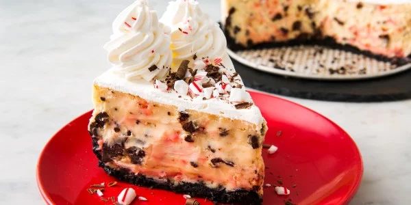 Peppermint Bark Cheesecake Will Make Your Guests Believe In Santa #dessert #cheesecake #recipe