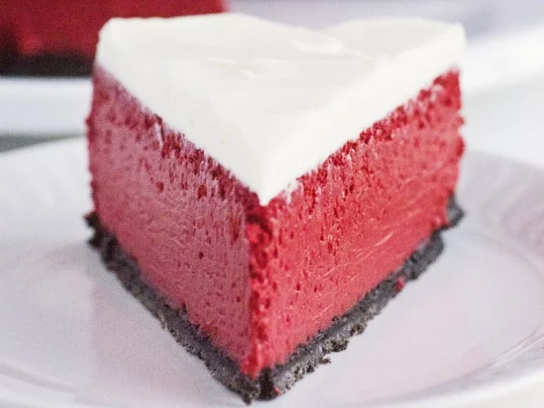 Red Velvet Cheesecake #dessert #cheesecake #recipe