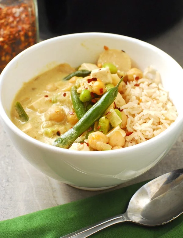 High Protein Vegan Thai Green Curry #chickpea #healthy #dinner