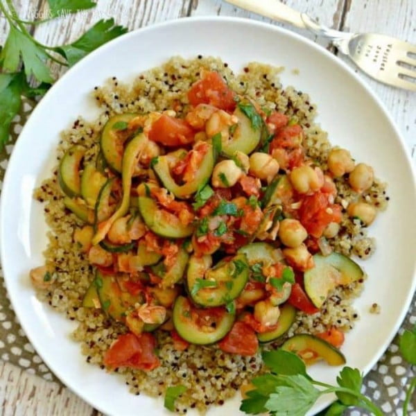 Zucchini Chickpea Stew (Vegan) #chickpea #healthy #dinner