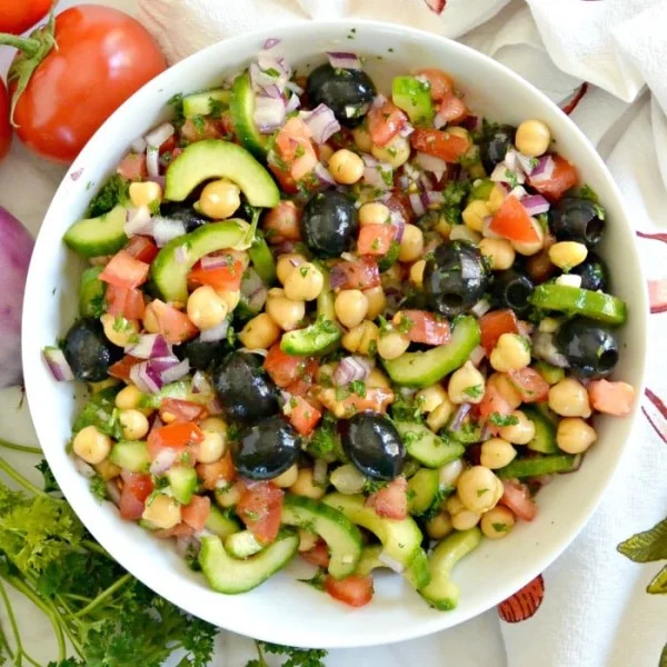 Chickpea Cucumber Salad #chickpea #healthy #dinner