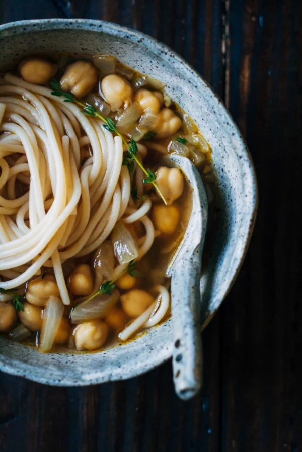 Chickpea Noodle Soup w/ Fresh Thyme #chickpea #healthy #dinner