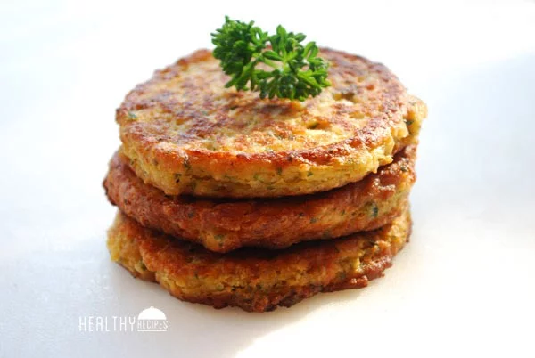 Chickpea Cakes: Spiced, Golden and Crispy #chickpea #healthy #dinner