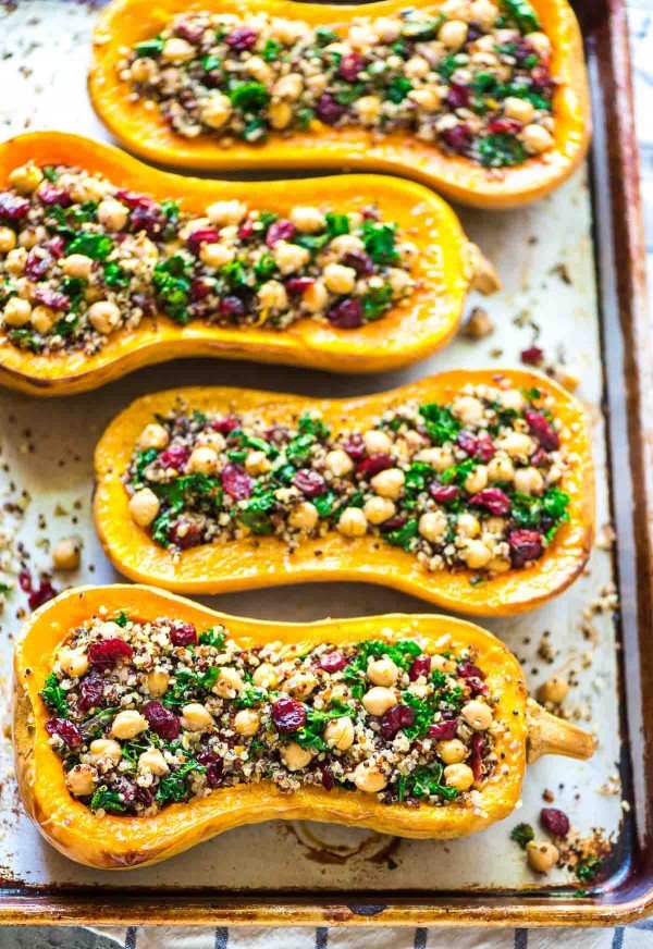 Quinoa Stuffed Butternut Squash with Cranberries and Kale #chickpea #healthy #dinner