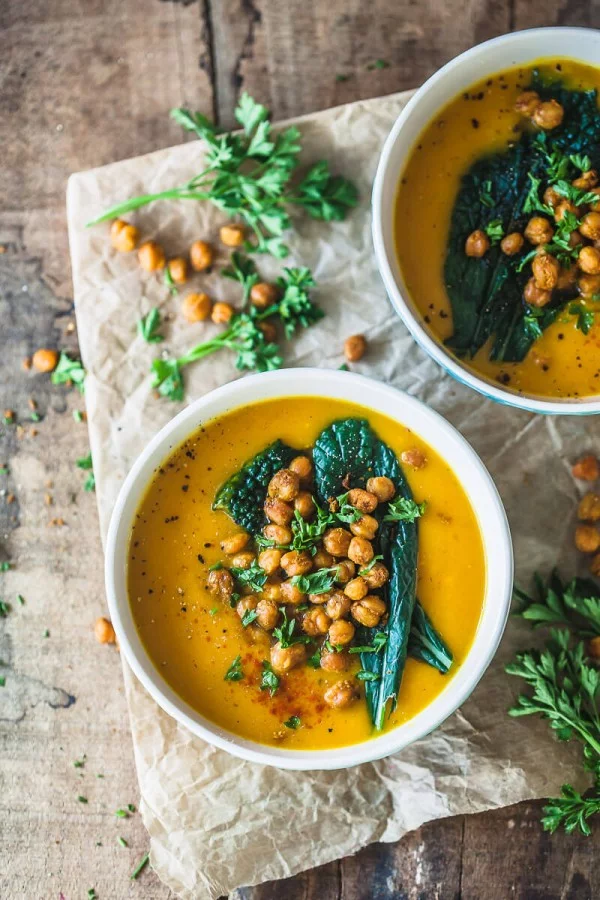 Roasted Pumpkin Cream Soup with Crispy Chickpeas #soup #dinner #creamsoup #food #recipe