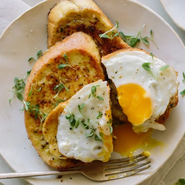 Savory Herb French Toast #breakfast #frenchtoast #recipe
