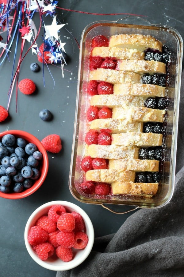 Berries Cream Cheese French Toast #breakfast #frenchtoast #recipe