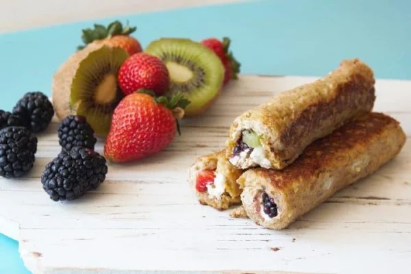 French Toast Roll Ups #breakfast #frenchtoast #recipe