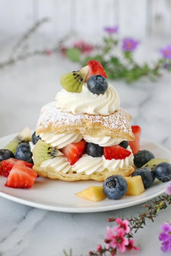 Lemon Cream Puffs with Fresh Fruit #fruit #dessert #food #recipe