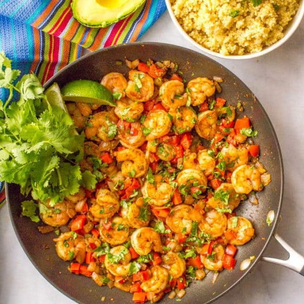 Quick + easy Mexican shrimp skillet (+ video) #healthy #mexican #recipe #food #dinner