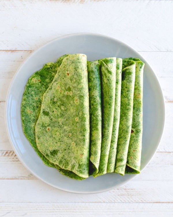 Easy Homemade Spinach Tortillas – A Couple Cooks #healthy #mexican #recipe #food #dinner