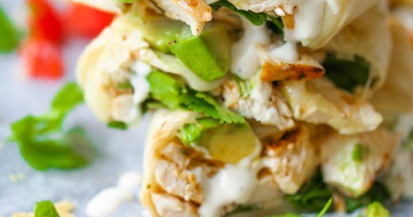 Chicken and Avocado Ranch Burritos #recipe #food #spring #dinner #healthy