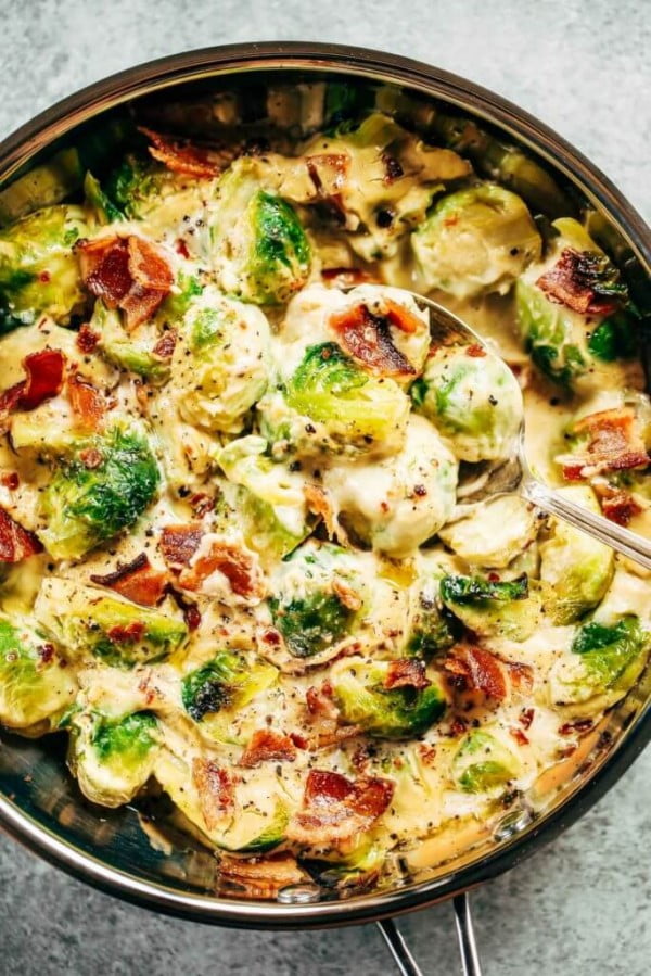 Creamy Cauliflower Bacon Garlic Brussel Sprouts #recipe #food #spring #dinner #healthy