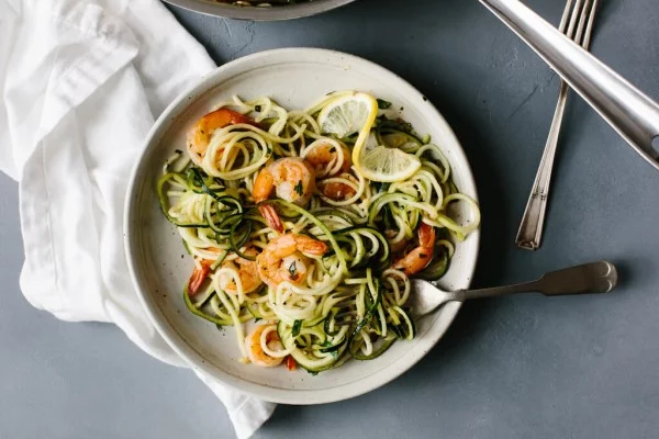 Zucchini Pasta with Lemon Garlic Shrimp #zucchini #healthy #recipe #dinner