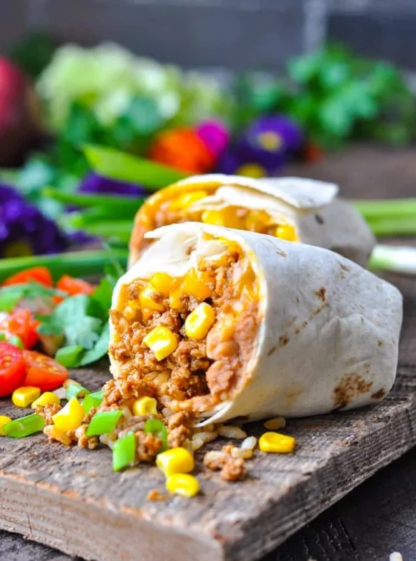 The Easiest Burrito Recipe #mexican #groundbeef #dinner #recipe